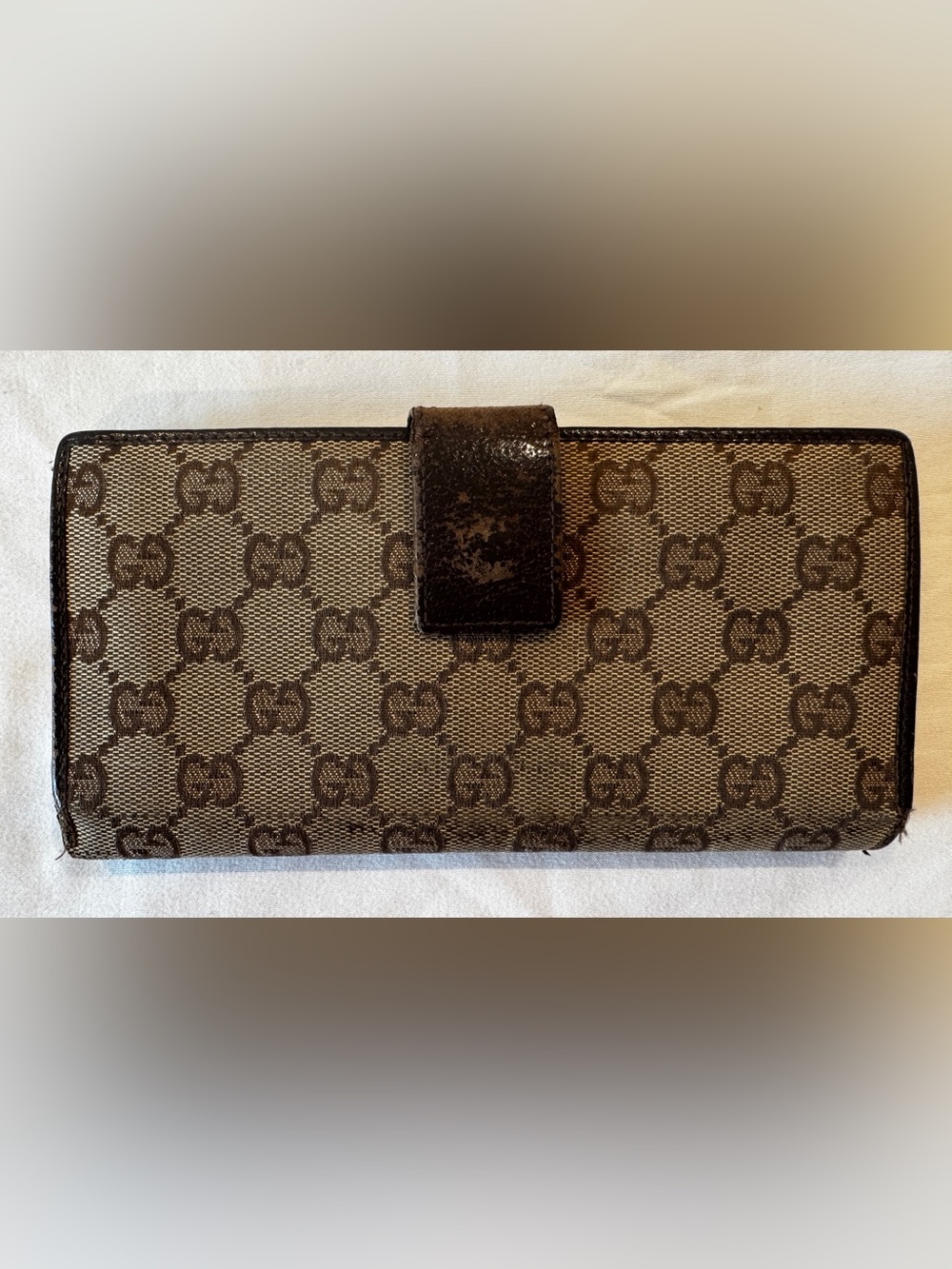 Authentic pre Loved Gucci Brown Monogram Continental Wallet.